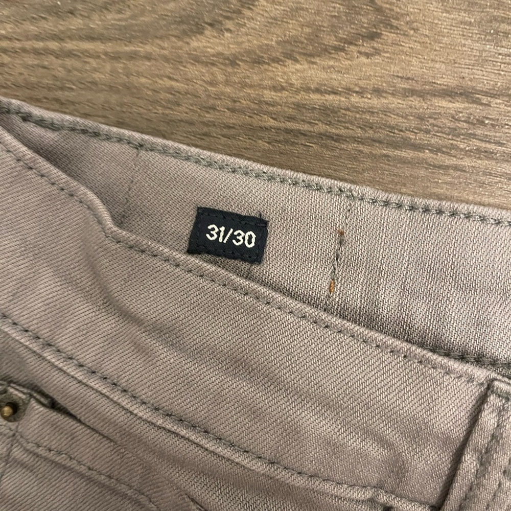 Gray Jeans - Picture 3 of 5